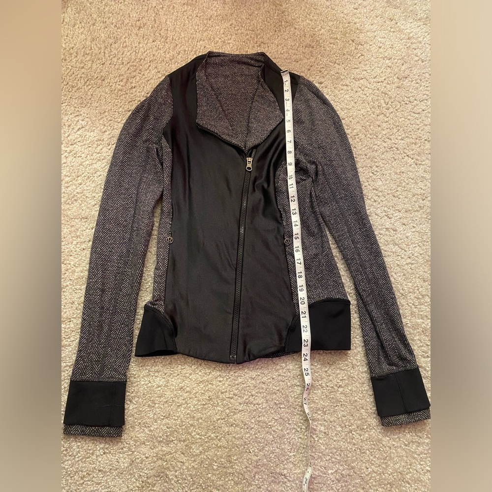 Lululemon Emerge Renewed Jacket